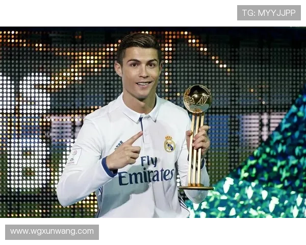 全球足球明星谁的名气最高引发球迷热议和讨论