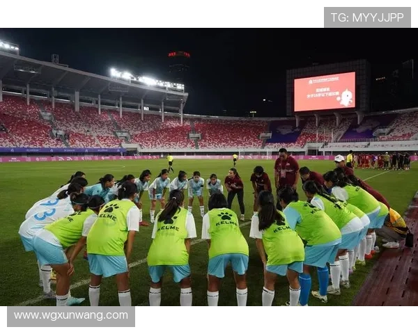 全运会回顾：上海足球队默契配合展现团队精神与竞技实力